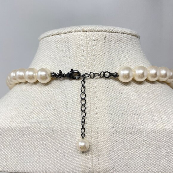 Roman RMN Vintage Faux Pearl Necklace Classic Old Money Elegant Ballet Signed - Picture 6 of 8